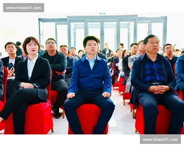 吴柳芳以创新精神引领时代发展谱写青年奋斗与梦想新篇章